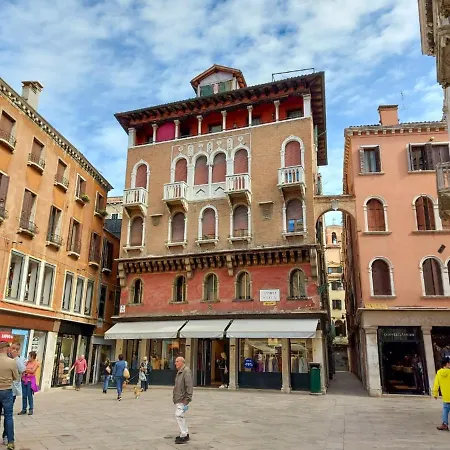 Apartmán Locazione Turistica San Luca Terrace Benátky