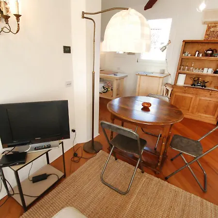 Apartment Locazione Turistica San Luca Terrace